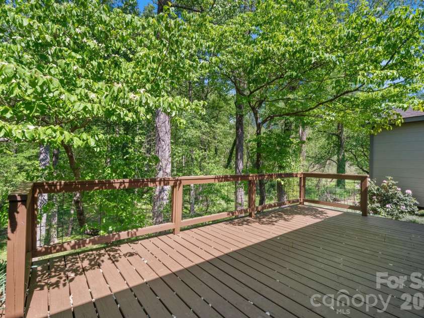 113 Foxfire Drive, Morganton, NC 28655.  MLS# CAR4370061, YatesRealty ID 14055. 