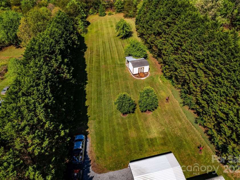 186 Ellendale Lane, Taylorsville, NC 28681.  MLS# CAR4247159, YatesRealty ID 14055. 