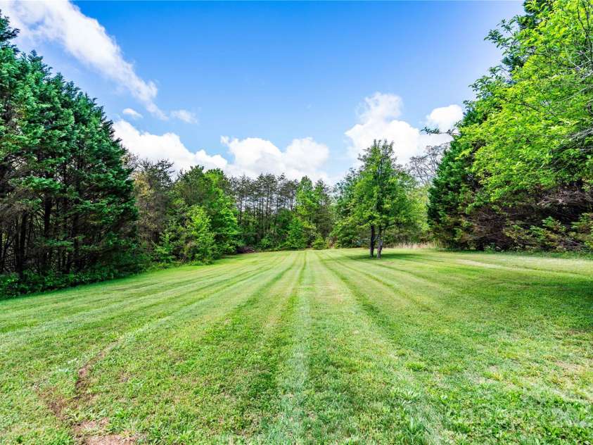 186 Ellendale Lane, Taylorsville, NC 28681.  MLS# CAR4247159, YatesRealty ID 14055. 