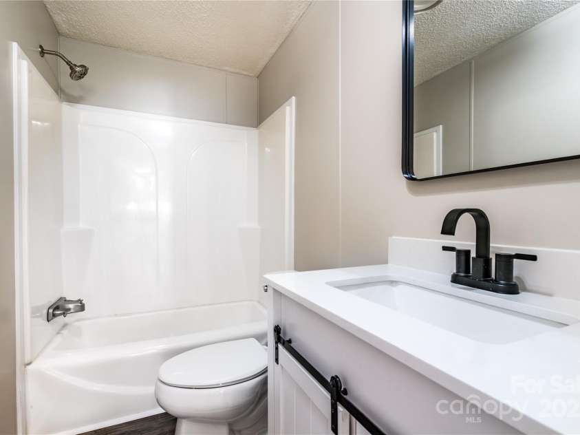 186 Ellendale Lane, Taylorsville, NC 28681.  MLS# CAR4247159, YatesRealty ID 14055. 