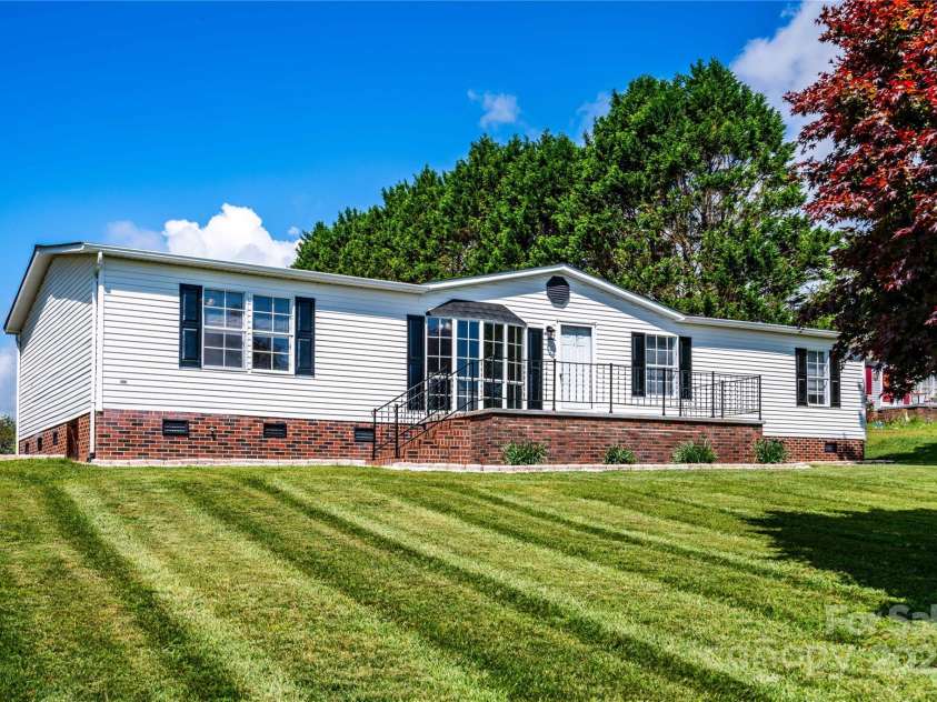 186 Ellendale Lane, Taylorsville, NC 28681.  MLS# CAR4247159, YatesRealty ID 14055. 