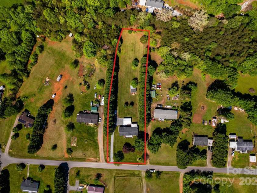 186 Ellendale Lane, Taylorsville, NC 28681.  MLS# CAR4247159, YatesRealty ID 14055. 