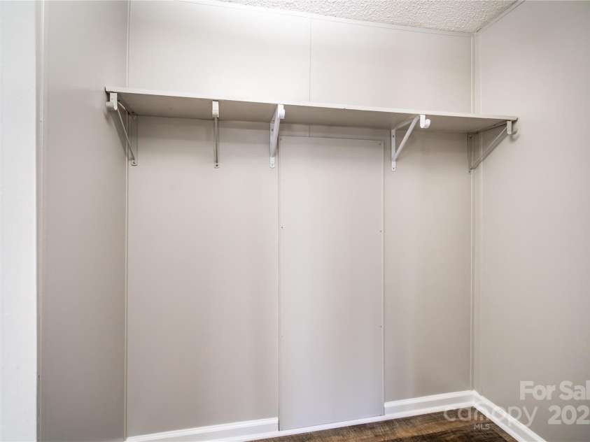 186 Ellendale Lane, Taylorsville, NC 28681.  MLS# CAR4247159, YatesRealty ID 14055. 