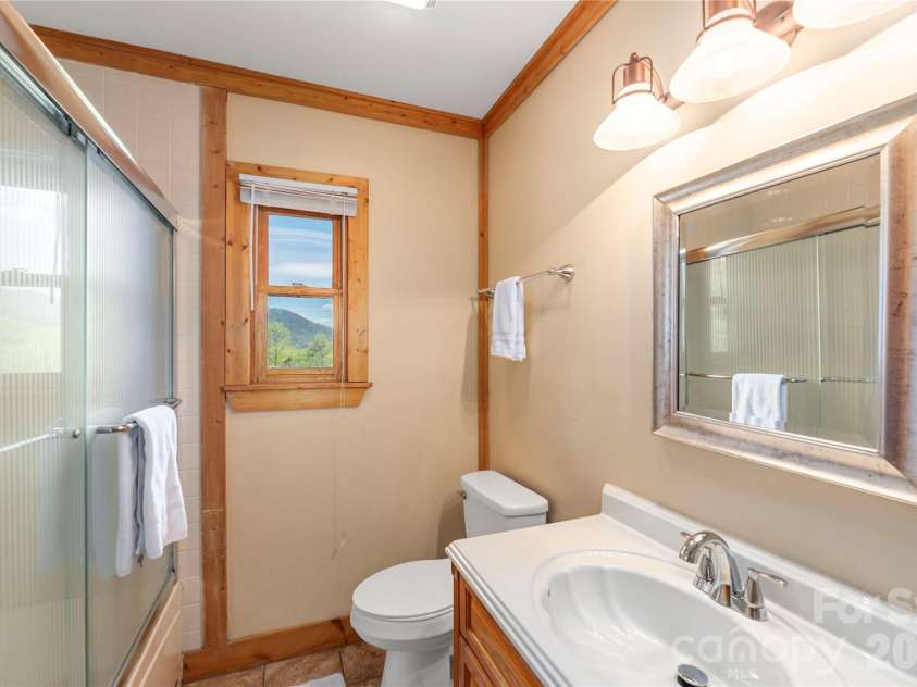 129 Valley Creek Drive, Maggie Valley, NC 28751.  MLS# CAR4363296, YatesRealty ID 14056. 