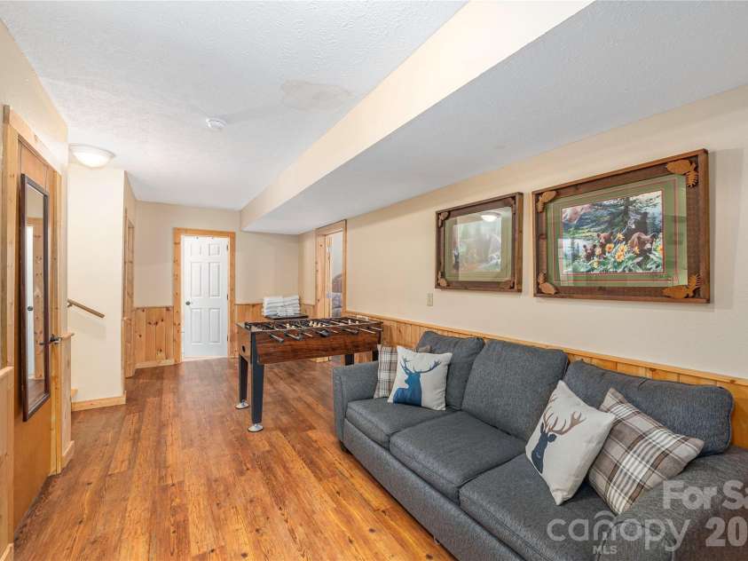 129 Valley Creek Drive, Maggie Valley, NC 28751.  MLS# CAR4363296, YatesRealty ID 14056. 
