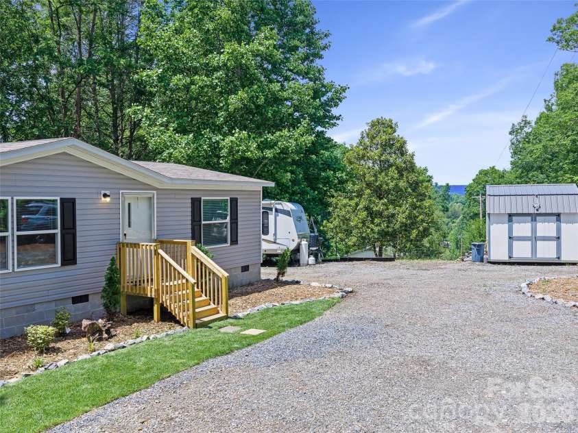 151 Mourning Dove Drive, Marion, NC 28752.  MLS# CAR4388946, YatesRealty ID 14057. 
