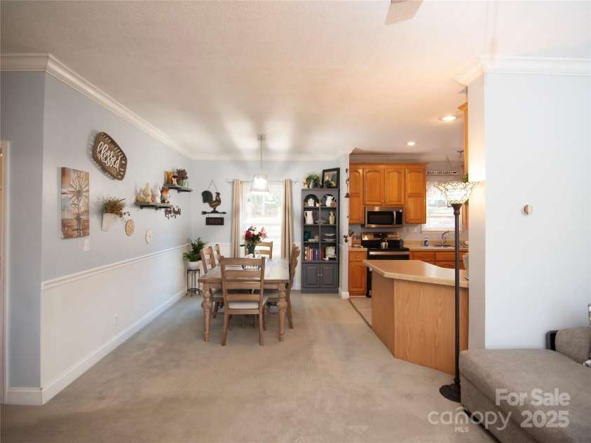 3053 Dalton Drive, Morganton, NC 28655.  MLS# CAR4248124, YatesRealty ID 14057. 