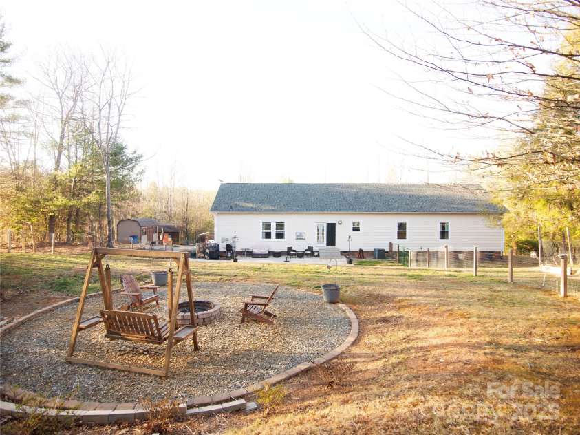 3053 Dalton Drive, Morganton, NC 28655.  MLS# CAR4248124, YatesRealty ID 14057. 