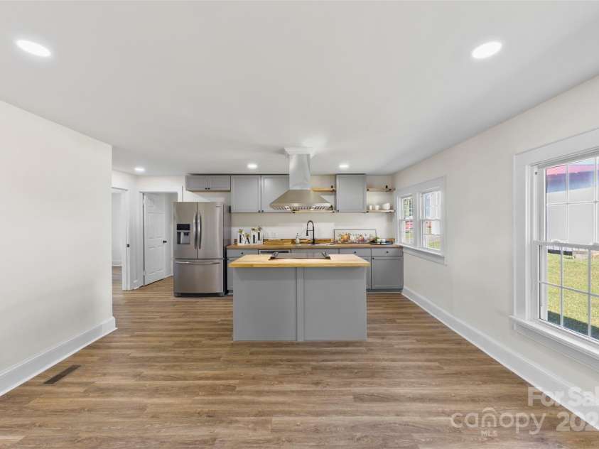 601 12th Street, Bessemer City, NC 28016.  MLS# CAR4312531, YatesRealty ID 14058. 