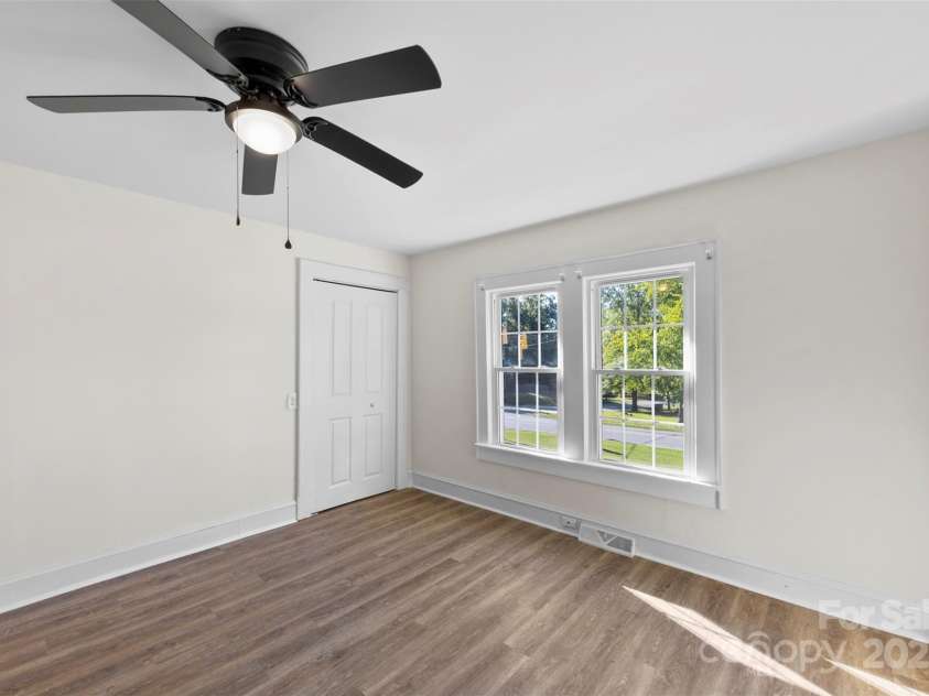 601 12th Street, Bessemer City, NC 28016.  MLS# CAR4312531, YatesRealty ID 14058. 