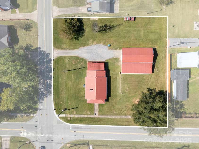 601 12th Street, Bessemer City, NC 28016.  MLS# CAR4312531, YatesRealty ID 14058. 