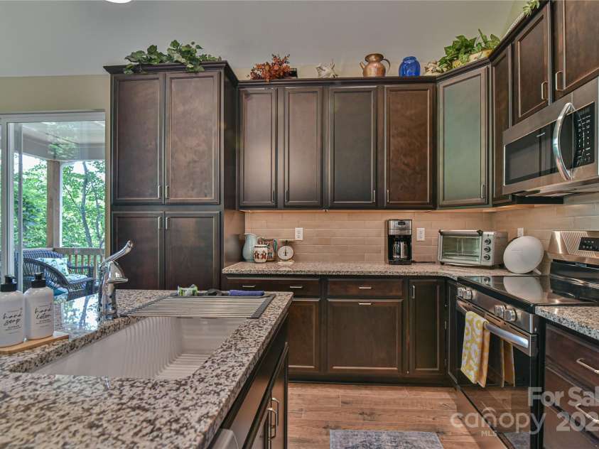 140 Atlantic Falls Trail, Black Mountain, NC 28711.  MLS# CAR4258087, YatesRealty ID 14059. 