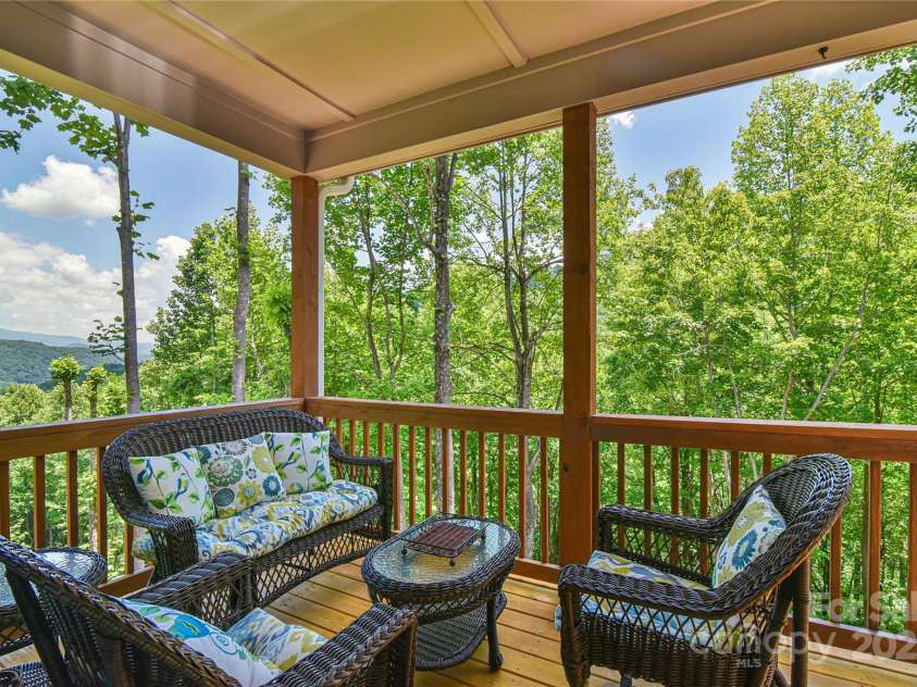 140 Atlantic Falls Trail, Black Mountain, NC 28711.  MLS# CAR4258087, YatesRealty ID 14059. 