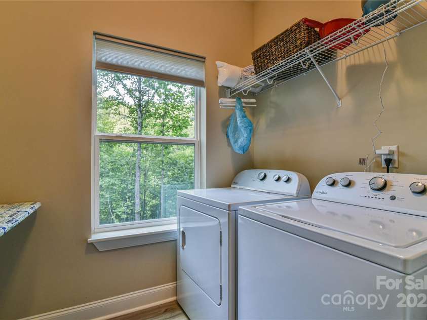 140 Atlantic Falls Trail, Black Mountain, NC 28711.  MLS# CAR4258087, YatesRealty ID 14059. Laundry Room on Main Level