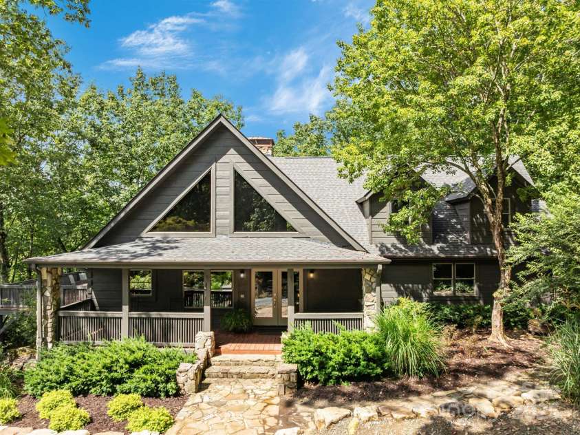 670 Barber Road, Zirconia, NC 28790.  MLS# CAR4293053, YatesRealty ID 1406. 