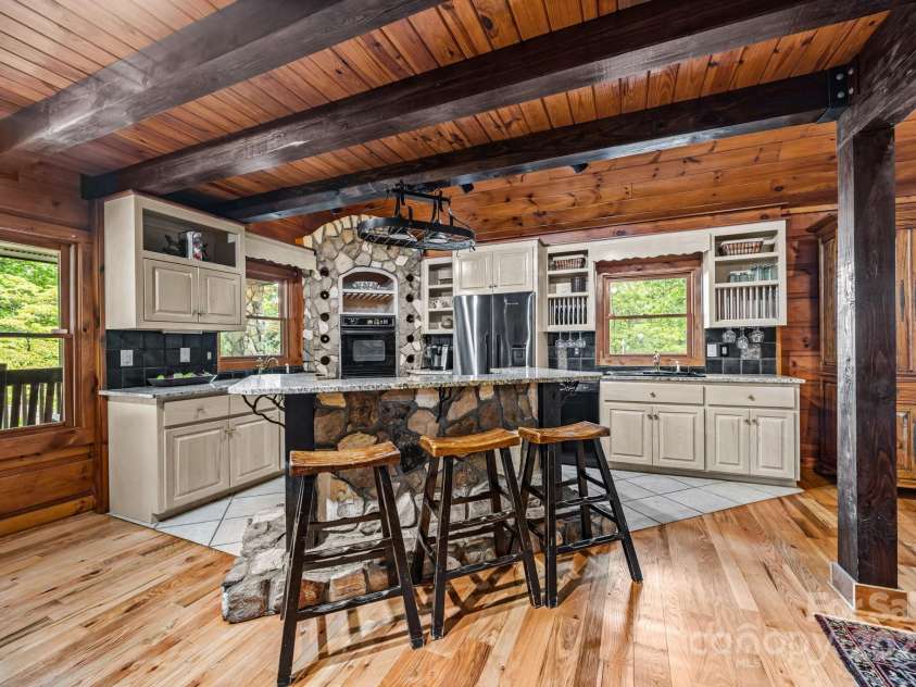 670 Barber Road, Zirconia, NC 28790.  MLS# CAR4293053, YatesRealty ID 1406. 