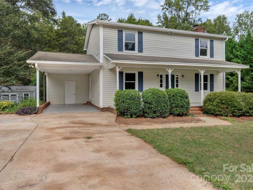 511 Colorado Trail, Lincolnton, NC 28092.  MLS# CAR4182973, YatesRealty ID 14060. 