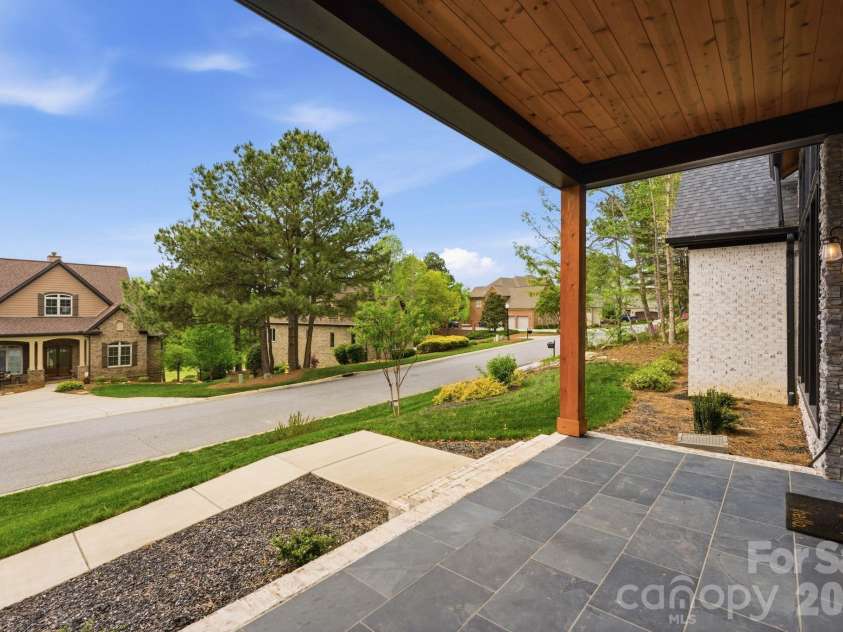 1462 Winged Foot Drive, Denver, NC 28037.  MLS# CAR4371870, YatesRealty ID 14061. 
