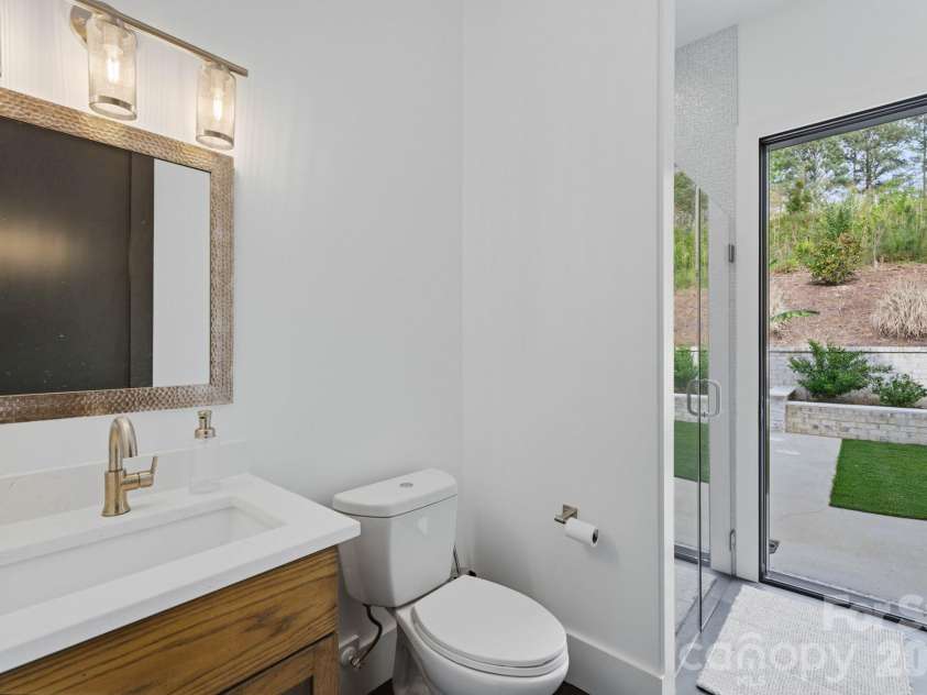 1462 Winged Foot Drive, Denver, NC 28037.  MLS# CAR4371870, YatesRealty ID 14061. 