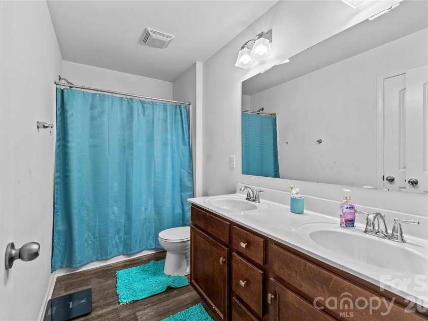 1225 Juddson Drive, Waxhaw, NC 28173.  MLS# CAR4310156, YatesRealty ID 14062. 