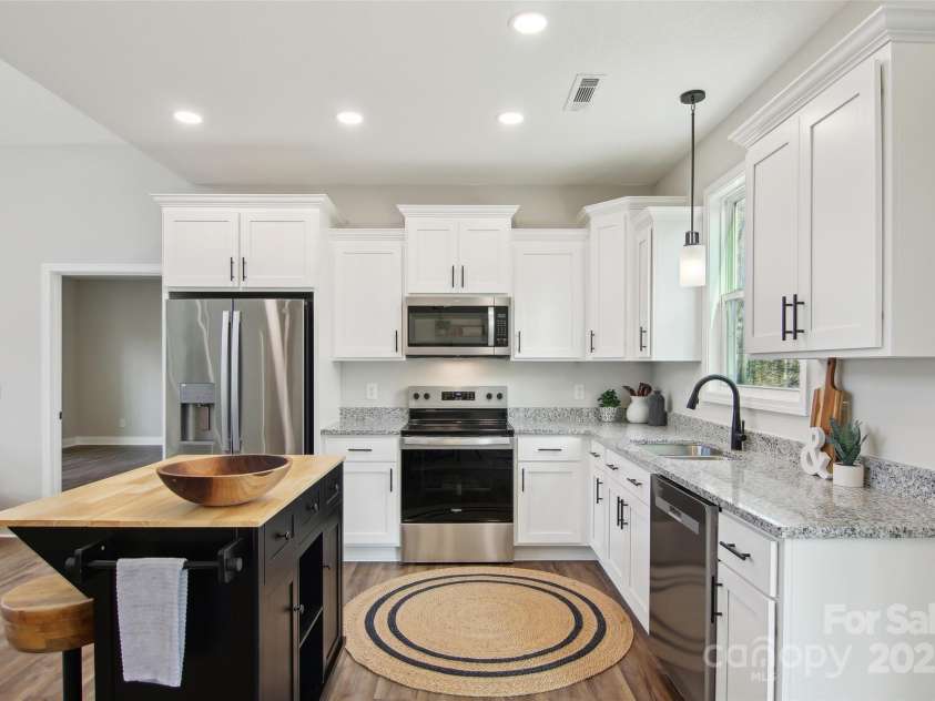 210 Oak Grove Road, Bryson City, NC 28713.  MLS# CAR4293281, YatesRealty ID 14062. 