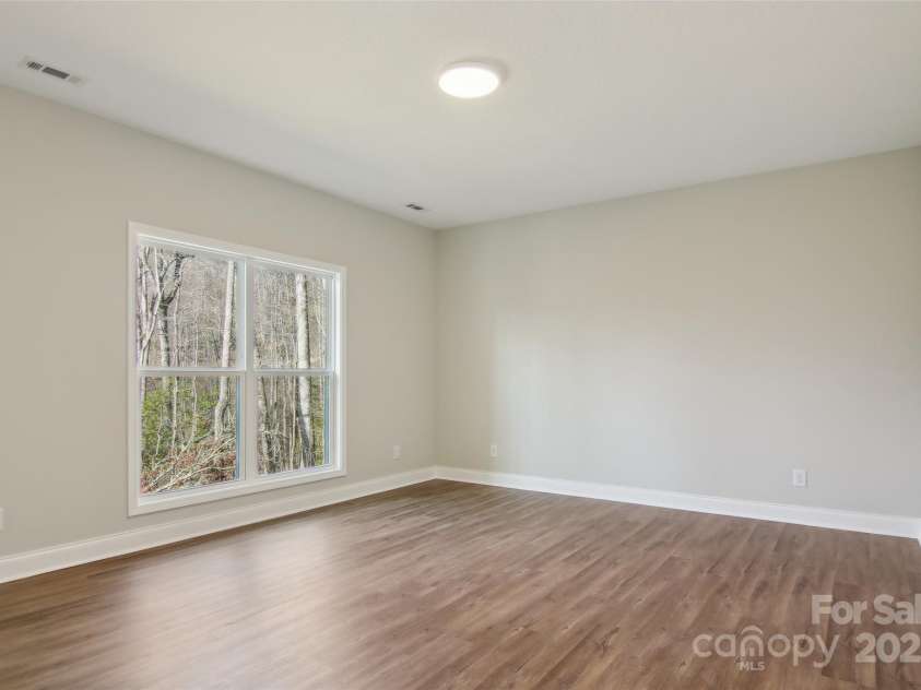 210 Oak Grove Road, Bryson City, NC 28713.  MLS# CAR4293281, YatesRealty ID 14062. 