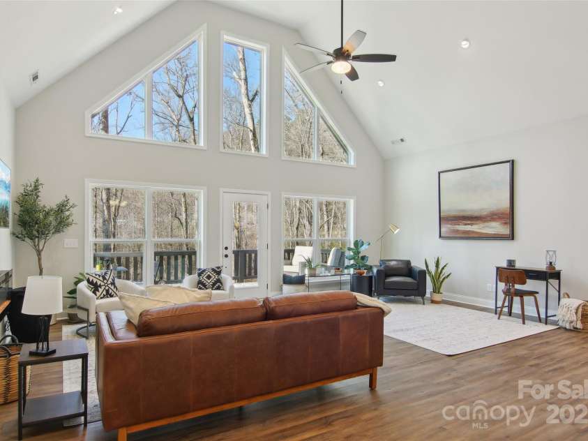 210 Oak Grove Road, Bryson City, NC 28713.  MLS# CAR4293281, YatesRealty ID 14062. 