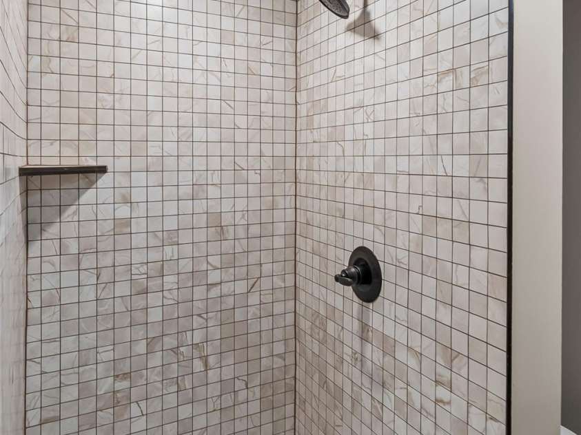 320 Pine Street, Maiden, NC 28650.  MLS# CAR4260600, YatesRealty ID 14063. 