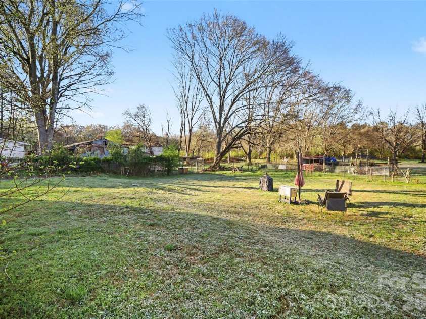 918 8th Street, Lancaster, SC 29720.  MLS# CAR4350449, YatesRealty ID 14063. Backyard