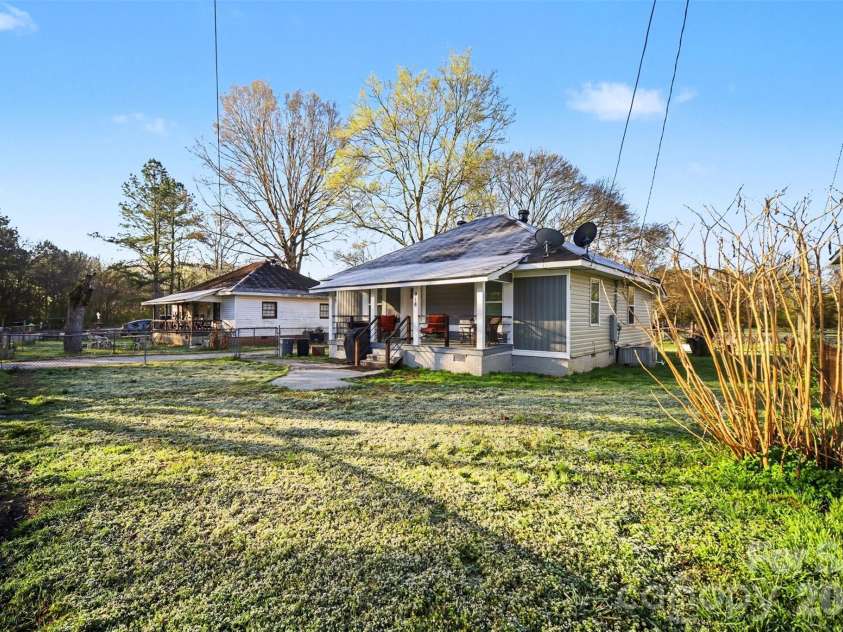 918 8th Street, Lancaster, SC 29720.  MLS# CAR4350449, YatesRealty ID 14063. Front Exterior