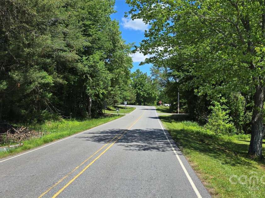 6653 Mountain Grove Road, Hickory, NC 28658.  MLS# CAR4260612, YatesRealty ID 14065. 
