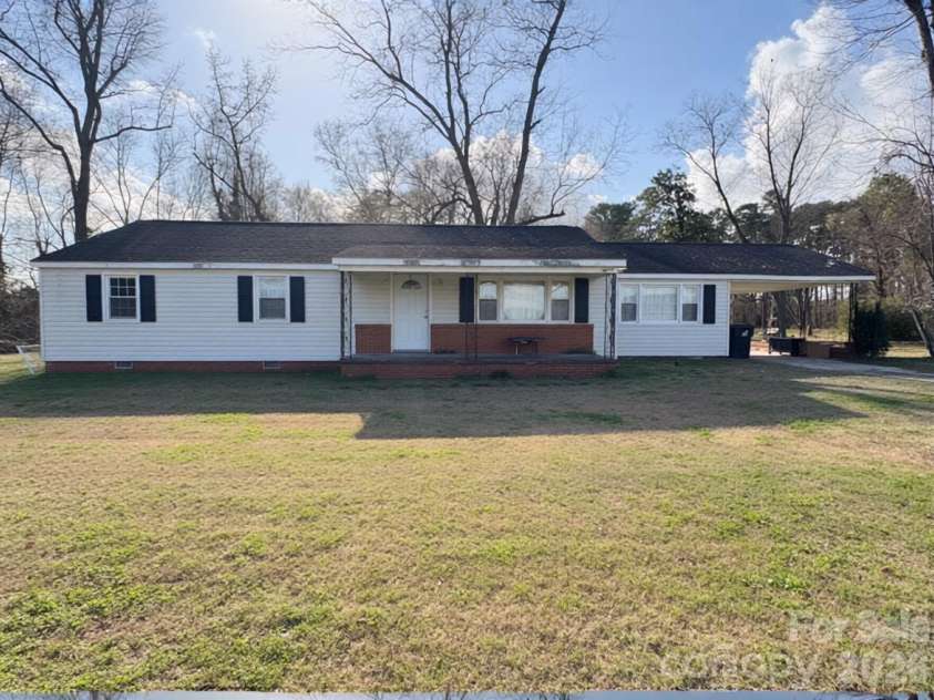 1097 Joe Brown Highway, Chadbourn, NC 28431.  MLS# CAR4361393, YatesRealty ID 14066. 