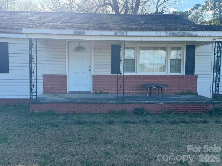 1097 Joe Brown Highway, Chadbourn, NC 28431.  MLS# CAR4361393, YatesRealty ID 14066. 