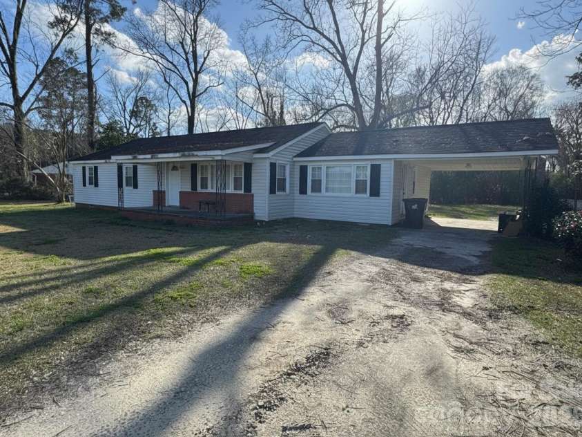 1097 Joe Brown Highway, Chadbourn, NC 28431.  MLS# CAR4361393, YatesRealty ID 14066. 