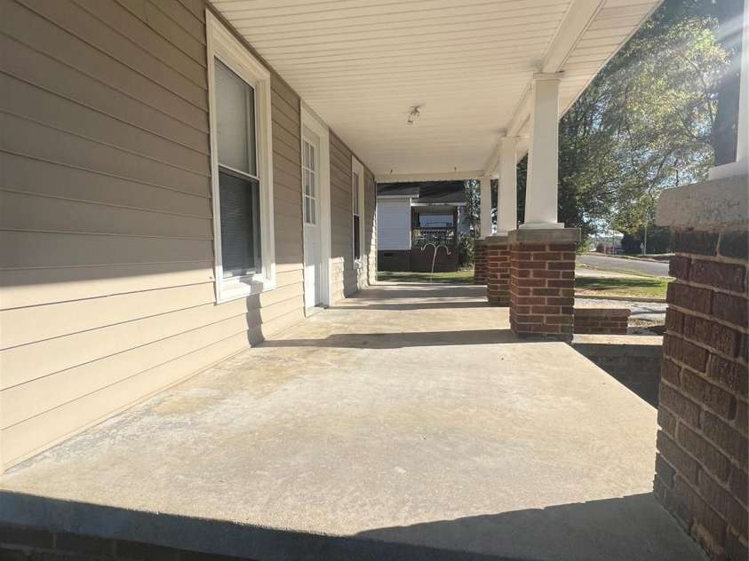 524 Railroad Drive, Concord, NC 28025.  MLS# CAR4260614, YatesRealty ID 14066. Large Front Porch