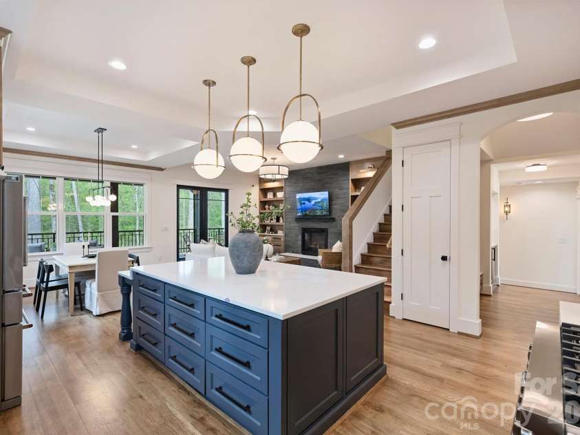 4001 Carmel Forest Drive, Charlotte, NC 28226.  MLS# CAR4369189, YatesRealty ID 14067. 