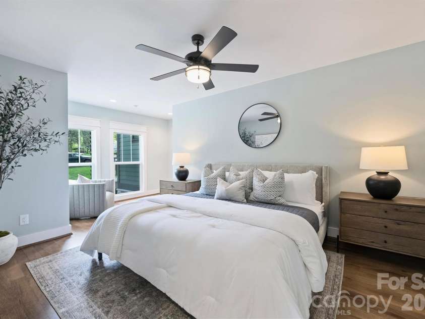 4001 Carmel Forest Drive, Charlotte, NC 28226.  MLS# CAR4369189, YatesRealty ID 14067. 