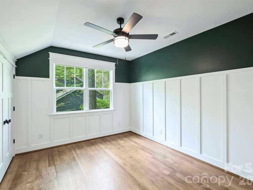 4001 Carmel Forest Drive, Charlotte, NC 28226.  MLS# CAR4369189, YatesRealty ID 14067. 