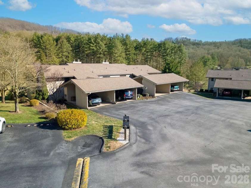 157 Glen Cannon Point, Pisgah Forest, NC 28768.  MLS# CAR4307806, YatesRealty ID 14068. 