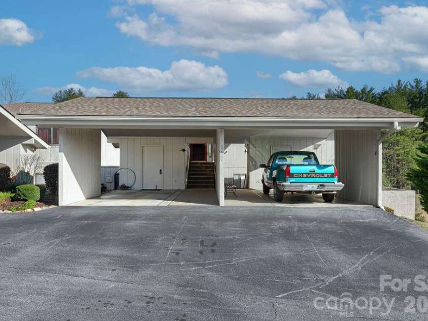 157 Glen Cannon Point, Pisgah Forest, NC 28768.  MLS# CAR4307806, YatesRealty ID 14068. 