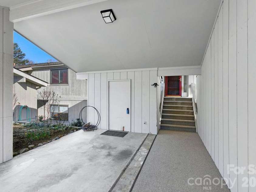 157 Glen Cannon Point, Pisgah Forest, NC 28768.  MLS# CAR4307806, YatesRealty ID 14068. 