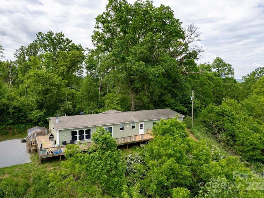 208 Stillwater Springs Road, Burnsville, NC 28714.  MLS# CAR4260579, YatesRealty ID 14069. 
