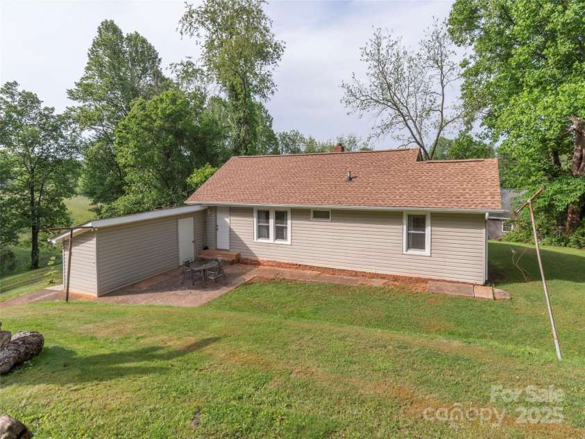 21 & 24 Betty Drive, Leicester, NC 28748.  MLS# CAR4260649, YatesRealty ID 14069. 