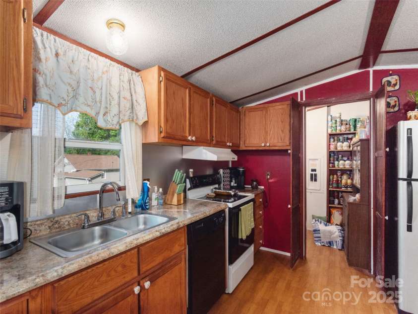 21 & 24 Betty Drive, Leicester, NC 28748.  MLS# CAR4260649, YatesRealty ID 14069. 