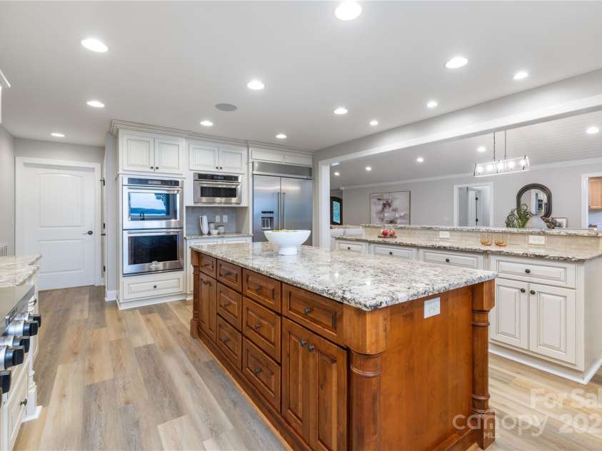 11133 Willow Oak Road, Norwood, NC 28128.  MLS# CAR4310555, YatesRealty ID 1407. 