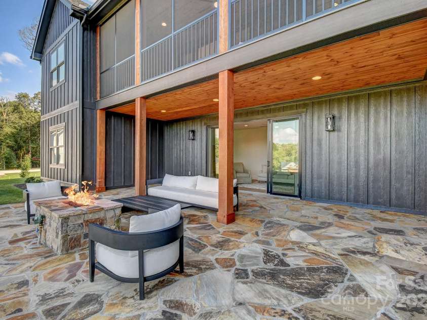 17 Skylar Lane, Mills River, NC 28759.  MLS# CAR4132888, YatesRealty ID 1407. 