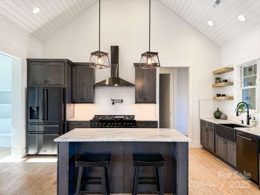 17 Skylar Lane, Mills River, NC 28759.  MLS# CAR4132888, YatesRealty ID 1407. 