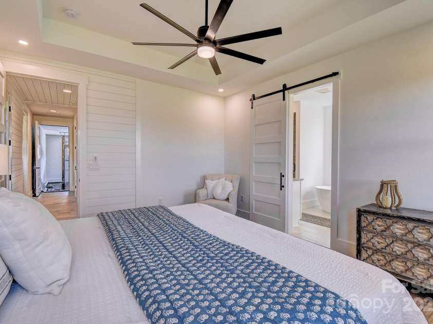 17 Skylar Lane, Mills River, NC 28759.  MLS# CAR4132888, YatesRealty ID 1407. 