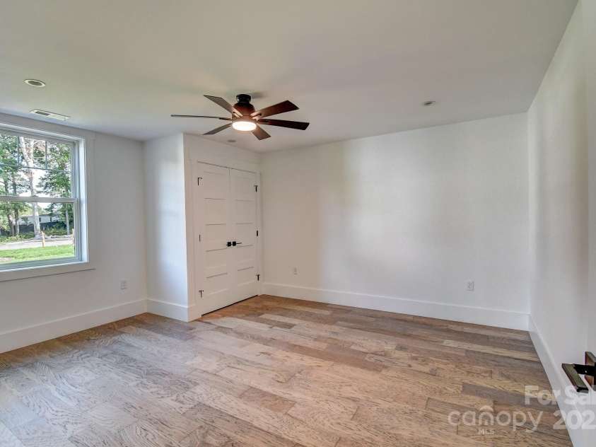 17 Skylar Lane, Mills River, NC 28759.  MLS# CAR4132888, YatesRealty ID 1407. 