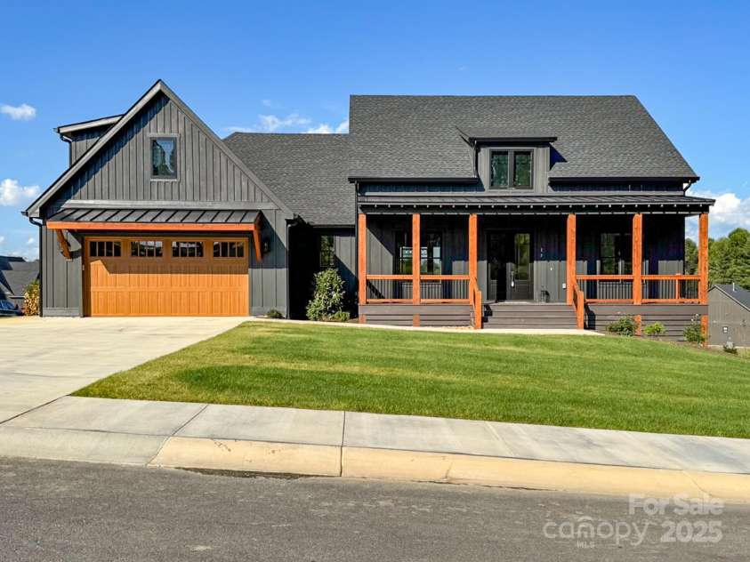 17 Skylar Lane, Mills River, NC 28759.  MLS# CAR4132888, YatesRealty ID 1407. 